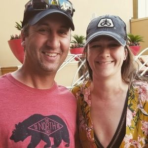 Meet your posher, Leslie!